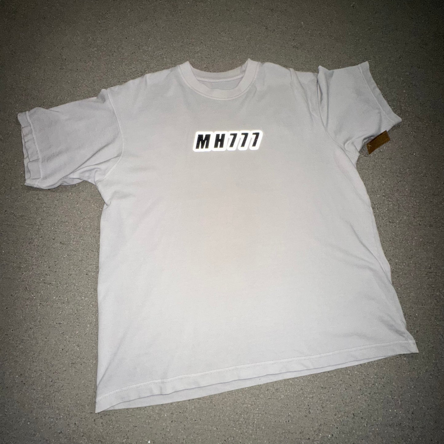 LUNAR ROCK REFLECTIVE MH777 TMI TEE